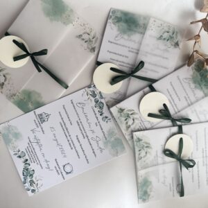 Invitatie de nuntă cu copertă de calc imprimată