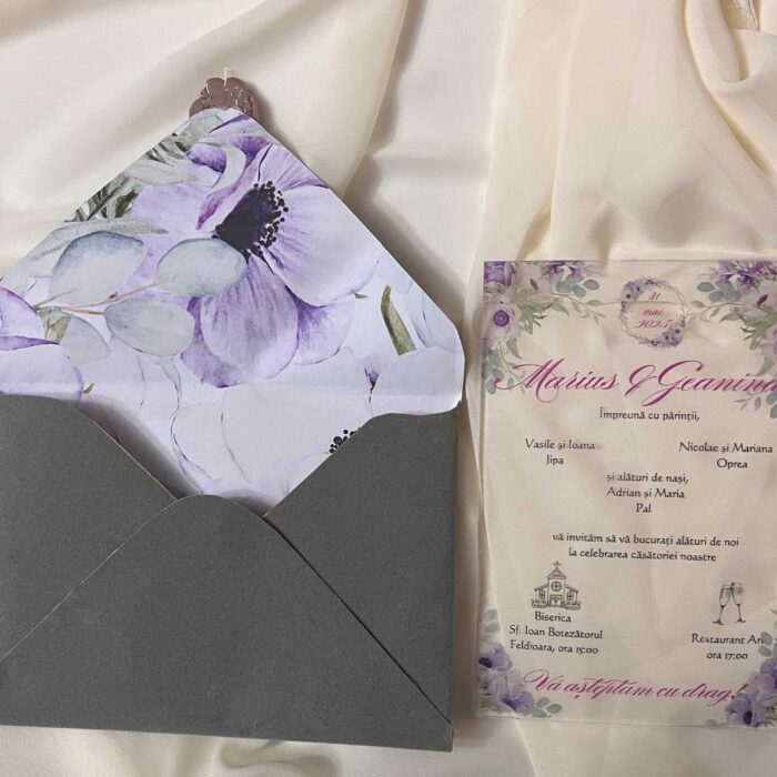 invitatie de nunta din plexiglas cu plic de catifea