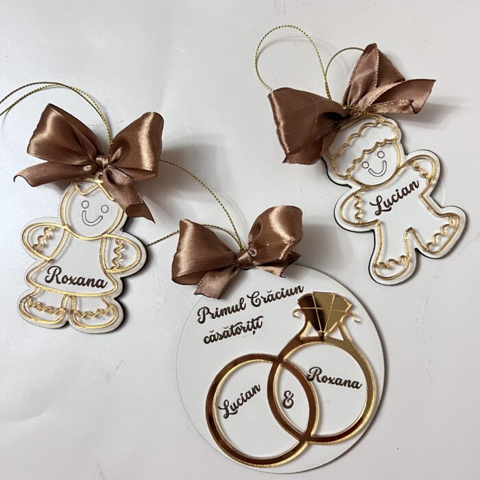 set globuri primul craciun casatoriti omuleti turta dulce