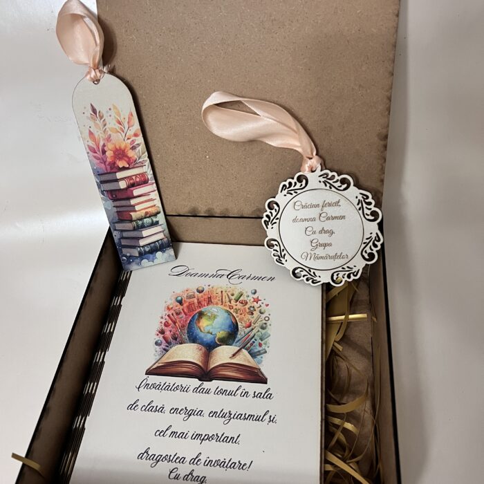set cutie cadou educatoare invatatoare agenda semn de carte glon